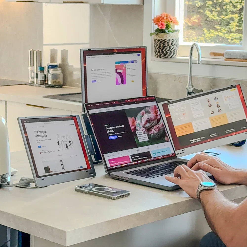 Triple Boost 14 Pro – Triple Screen Laptop Extender  -  تريبـل بوست 14 برو – شاشة ثلاثية للابتوب