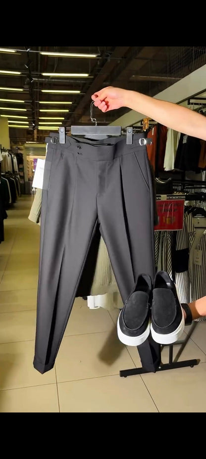 Perfect Combo: T Shirt, Pants & Sneakers& Watch "التركيبة المثالية: قميص، بنطال وأحذية رياضية!" – Green & Black Combo