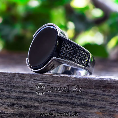 Crystal-Crowned Noir Statement Ring